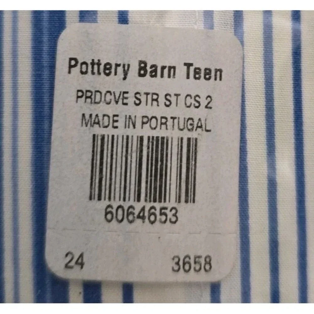 NIP PB Teen Paradise Cove Stripe Pillowcase Set of 2 Cotton Blue Green White